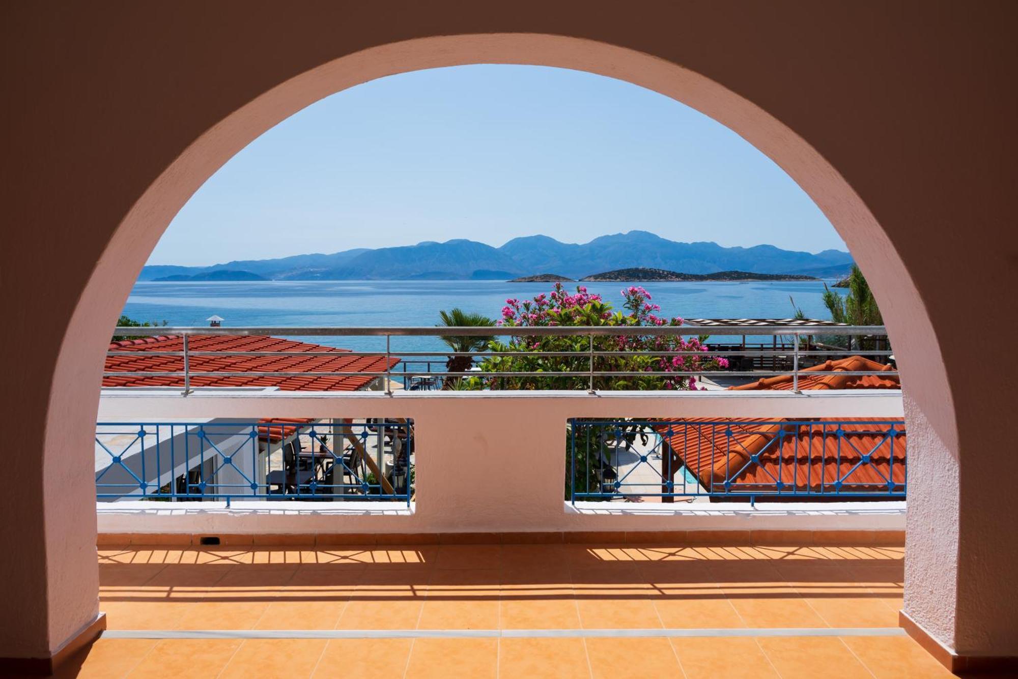 Havania Apartments Agios Nikolaos  Exterior photo